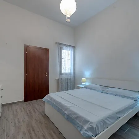 Petra Apartment *